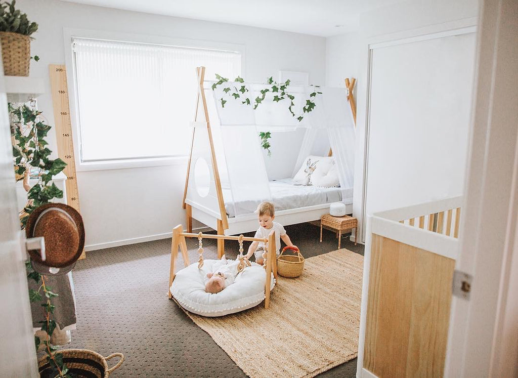Hudson & Oscar's Shared Bedroom featuring Modern Monty's Deluxe Simply Scandi Baby Gym
